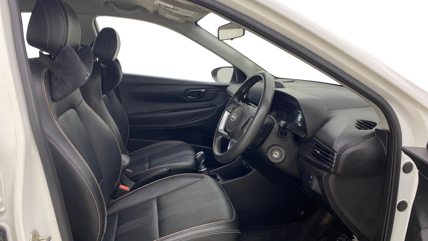 2020 Hyundai NEW I20 SPORTZ 1.0T GDI IMT, Petrol, Manual, 59,927 km, Right Side Front Door Cabin