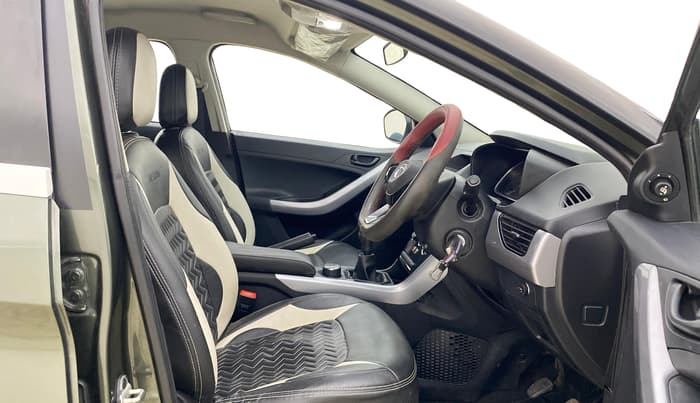 2022 Tata NEXON XM PETROL, CNG, Manual, 58,392 km, Right Side Front Door Cabin