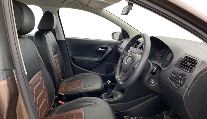 2019 Volkswagen Ameo TRENDLINE 1.0L, Petrol, Manual, 42,470 km, Right Side Front Door Cabin
