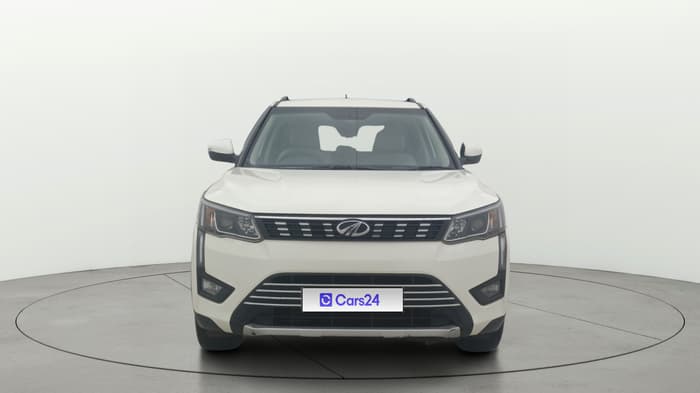 2021 Mahindra XUV300 W8 1.2 PETROL, Petrol, Manual, 71,976 km, Front