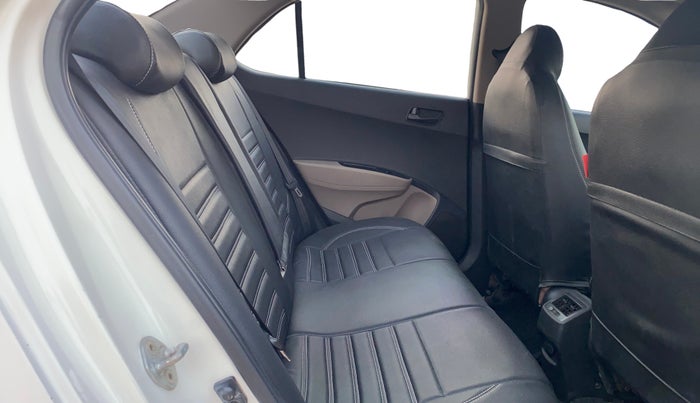 2017 Hyundai Xcent E+, Petrol, Manual, 69,046 km, Right Side Rear Door Cabin