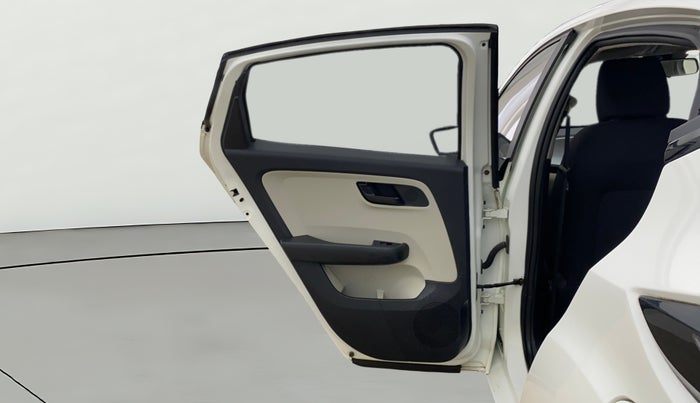 2022 Tata ALTROZ XT PETROL, Petrol, Manual, 10,104 km, LHS Rear Door