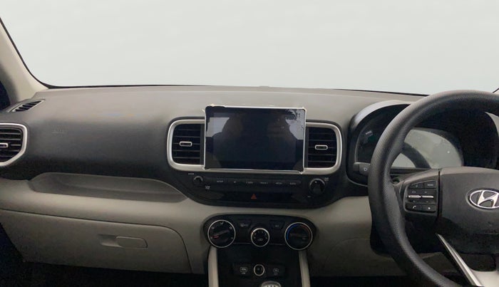 2023 Hyundai VENUE S(O) 1.2, Petrol, Manual, 8,416 km, Air Conditioner