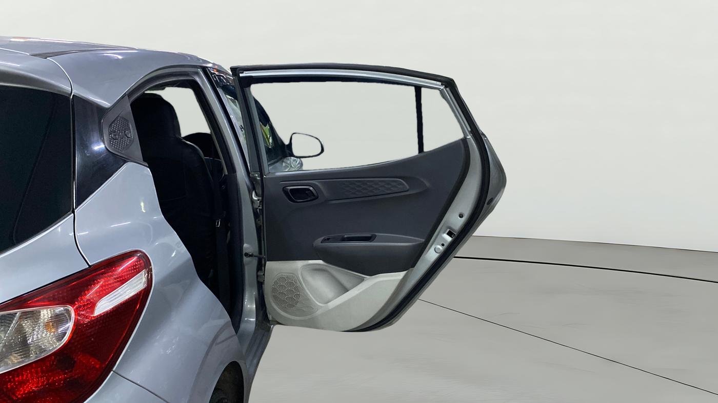 2021 Hyundai GRAND I10 NIOS MAGNA 1.2 KAPPA VTVT, Petrol, Manual, 83,984 km, RHS Rear Door