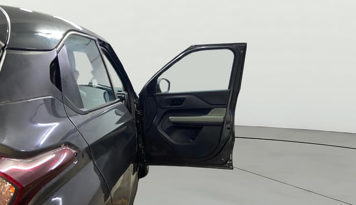 2021 Tata PUNCH ADVENTURE AMT, CNG, Automatic, 69,640 km, RHS Front Door