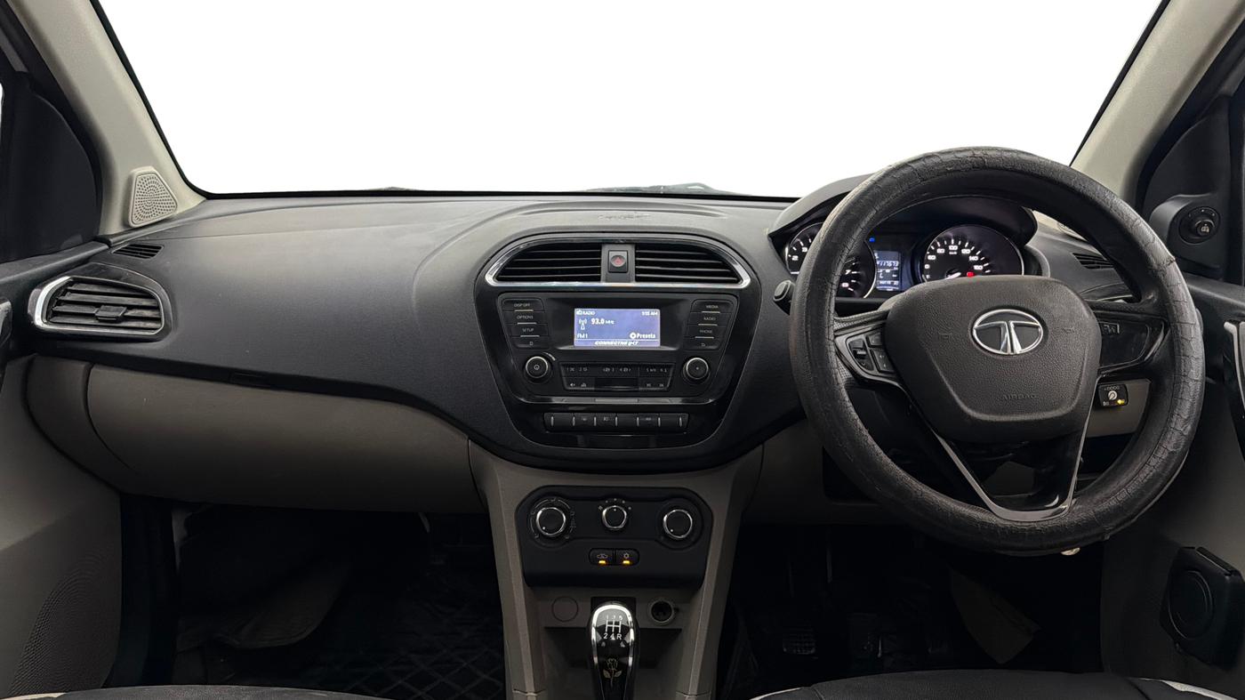 2018 Tata Tiago XZ PETROL, CNG, Manual, 1,17,606 km, Dashboard