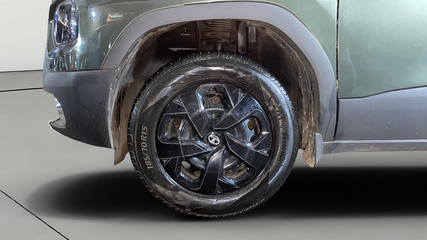 2023 Tata PUNCH ADVENTURE CAMO MT, Petrol, Manual, 18,949 km, Left Front Wheel