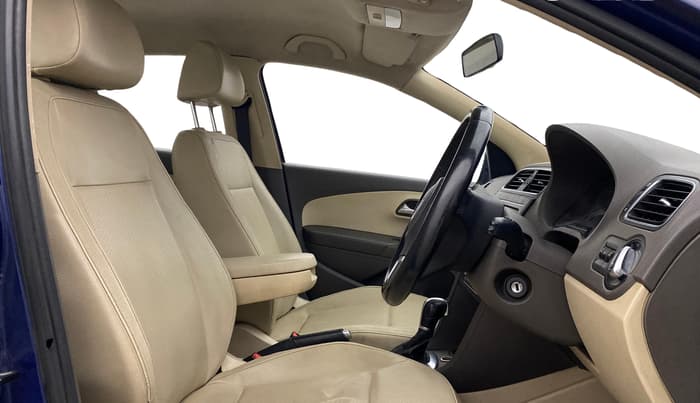 2013 Volkswagen Vento HIGHLINE PETROL AT, Petrol, Automatic, 74,967 km, Right Side Front Door Cabin