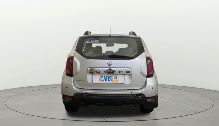 2017 Renault Duster RXL PETROL, Petrol, Manual, 73,012 km, Back/Rear