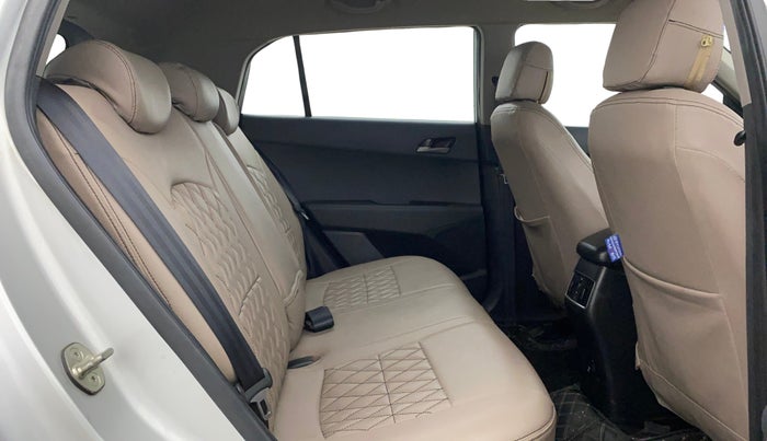 2017 Hyundai Creta SX PLUS AT 1.6 PETROL, Petrol, Automatic, 80,160 km, Right Side Rear Door Cabin