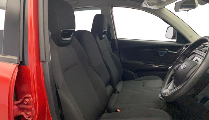 2017 Mahindra KUV 100 NXT K8 P 6 STR DUAL TONE, Petrol, Manual, 40,703 km, Right Side Front Door Cabin