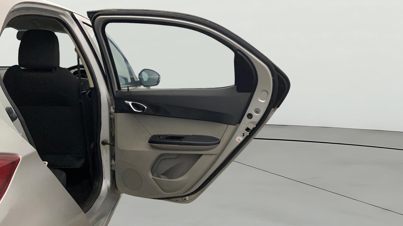 2017 Tata Tiago XZA PETROL, Petrol, Automatic, 68,398 km, RHS Rear Door
