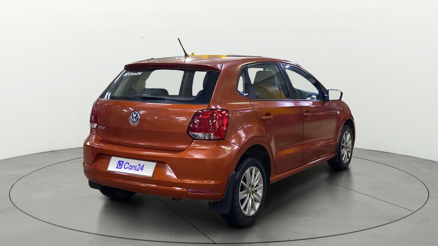 2015 Volkswagen Polo HIGHLINE1.2L, Petrol, Manual, 15,444 km, Right Back Diagonal