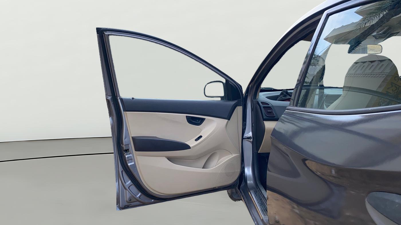 2014 Hyundai Eon ERA +, Petrol, Manual, 1,05,008 km, LHS Front Door