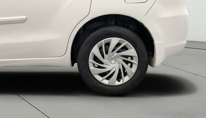2013 Maruti Ertiga VXI, Petrol, Manual, 92,967 km, Left Rear Wheel