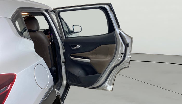 2022 Nissan MAGNITE XV MT, Petrol, Manual, 71,978 km, RHS Rear Door