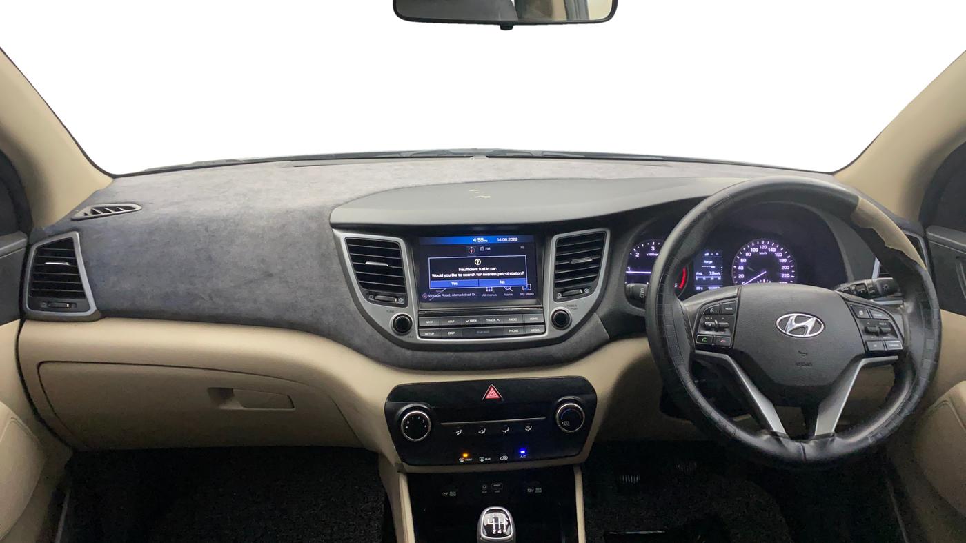 2017 Hyundai Tucson 2WD MT DIESEL, Diesel, Manual, 1,03,829 km, Dashboard