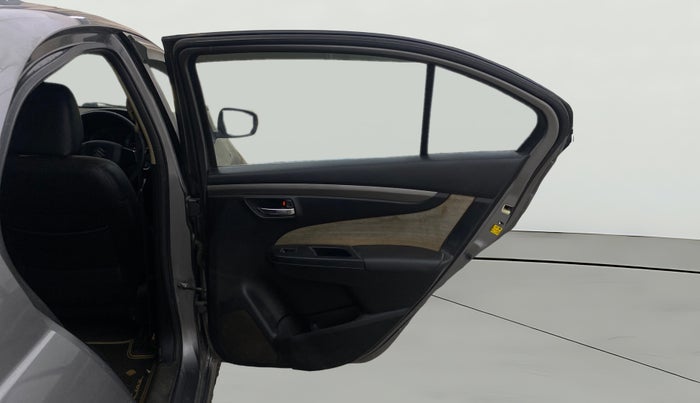 2016 Maruti Ciaz ZDI+ SHVS RS, Diesel, Manual, 95,428 km, RHS Rear Door