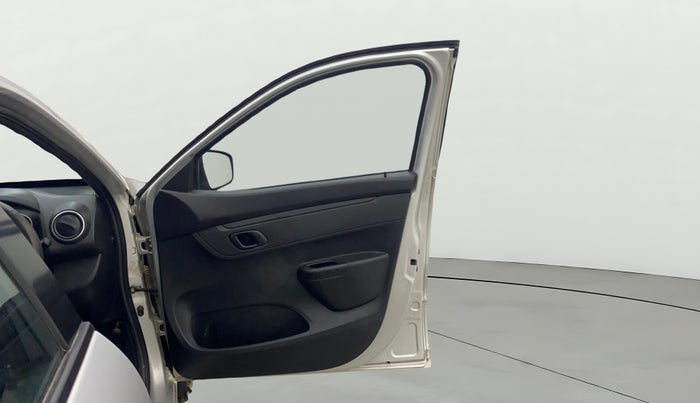 2019 Renault Kwid RXL, Petrol, Manual, 44,072 km, RHS Front Door