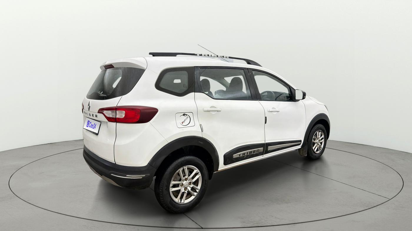 2023 Renault TRIBER RXT, Petrol, Manual, 43,793 km, Right Back Diagonal
