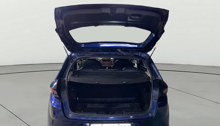 2023 Tata ALTROZ XM PLUS PETROL, Petrol, Manual, 21,889 km, Boot Door Open