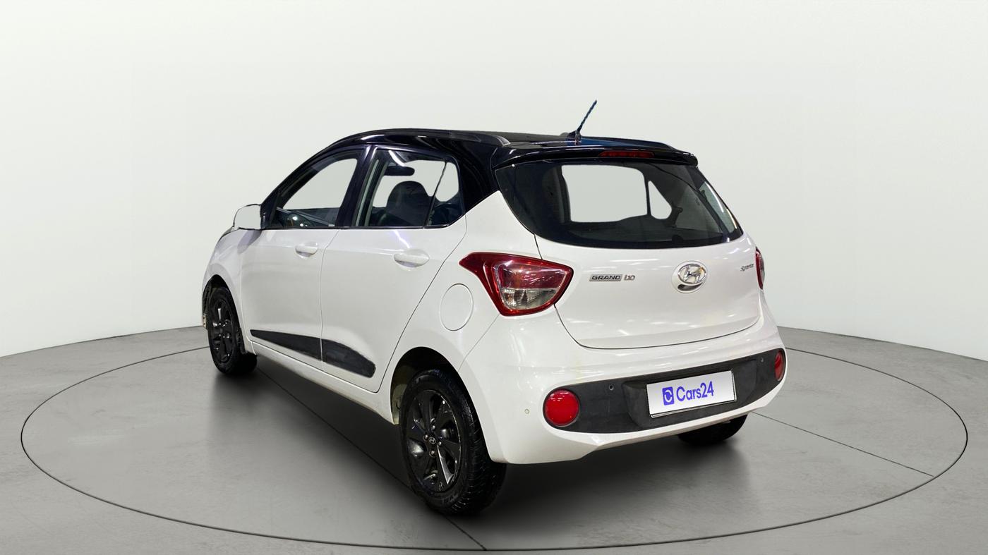 2018 Hyundai Grand i10 SPORTZ U2 1.2 KAPPA CRDI DUAL TONE, Diesel, Manual, 63,217 km, Left Back Diagonal