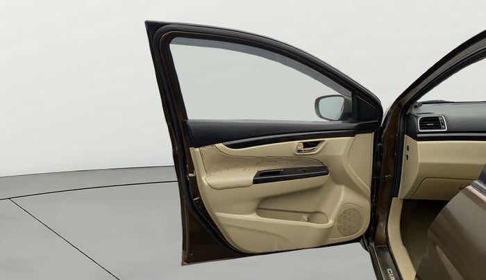 2016 Maruti Ciaz VXI+, Petrol, Manual, 70,347 km, LHS Front Door