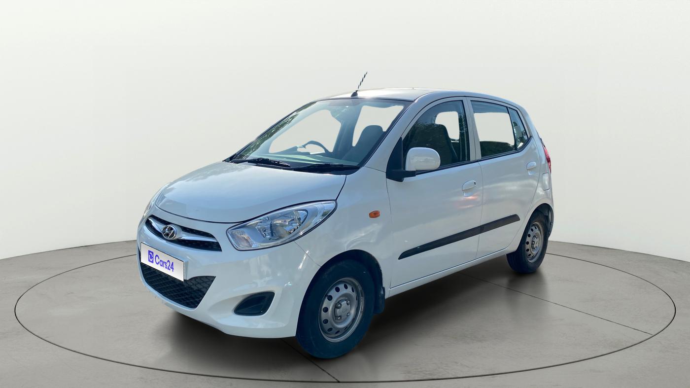 2013 Hyundai i10 MAGNA 1.1, Petrol, Manual, 60,698 km, Left Front Diagonal