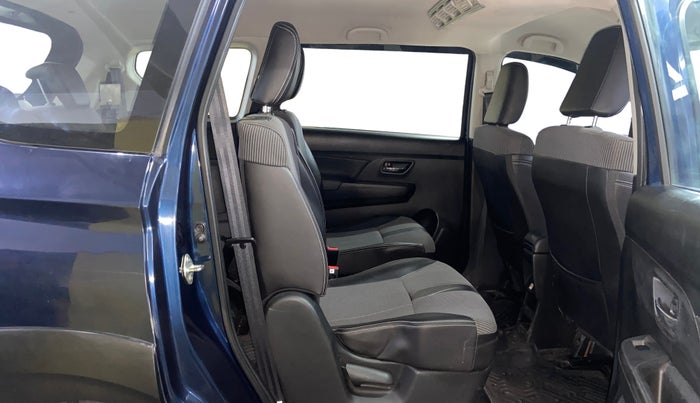 2022 Maruti XL6 ZETA MT, Petrol, Manual, 34,335 km, Right Side Rear Door Cabin