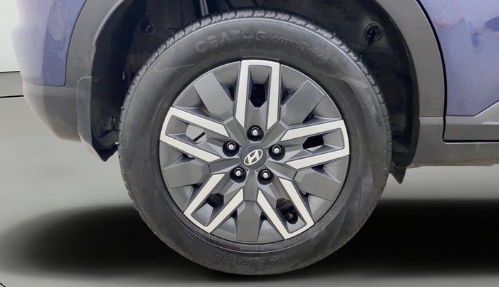 2022 Hyundai VENUE SX 1.5 CRDI, Diesel, Manual, 33,566 km, Right Rear Wheel
