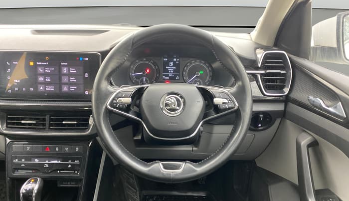2021 Skoda KUSHAQ STYLE 1.5L TSI DSG, Petrol, Automatic, 1,13,066 km, Steering Wheel Close Up