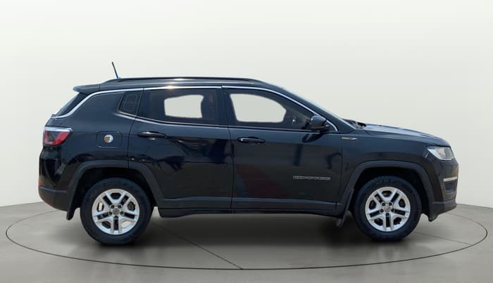 2018 Jeep Compass SPORT 2.0 DIESEL, Diesel, Manual, 1,32,974 km, Right Side View