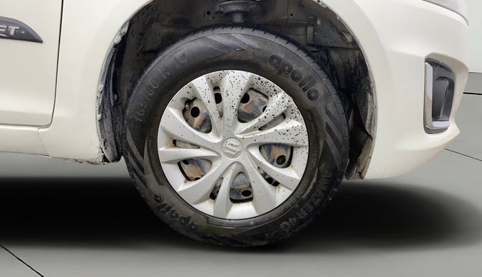 2017 Maruti Swift VXI, Petrol, Manual, 62,439 km, Right Front Wheel