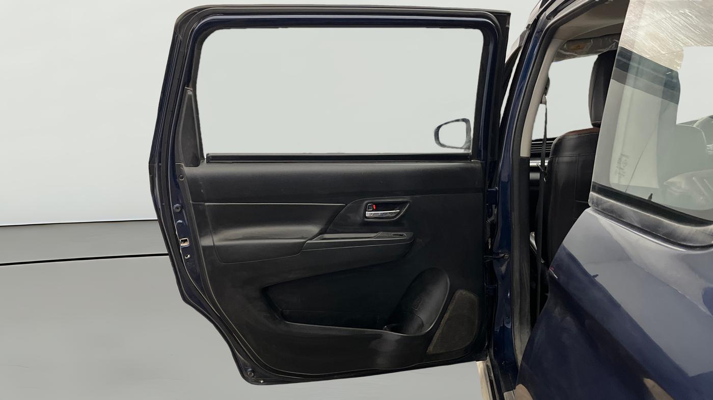 2024 Maruti XL6 ZETA CNG, CNG, Manual, 30,733 km, LHS Rear Door