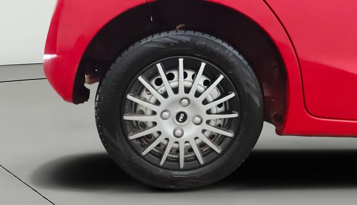 2013 Honda Brio EX MT, CNG, Manual, 67,414 km, Right Rear Wheel
