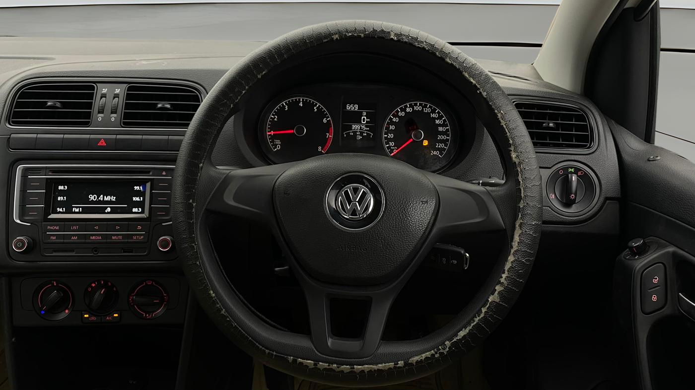 2019 Volkswagen Ameo COMFORTLINE 1.0L, Petrol, Manual, 40,024 km, Steering Wheel Close Up