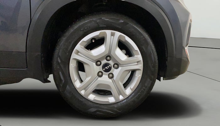 2022 KIA SONET HTK 1.2, Petrol, Manual, 18,983 km, Right Front Wheel