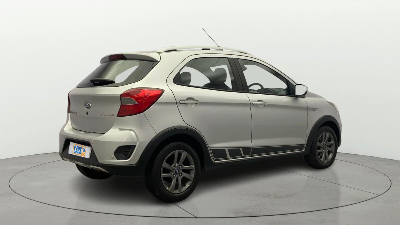 2018 Ford FREESTYLE TITANIUM 1.2 PETROL, Petrol, Manual, 1,10,710 km, Right Back Diagonal