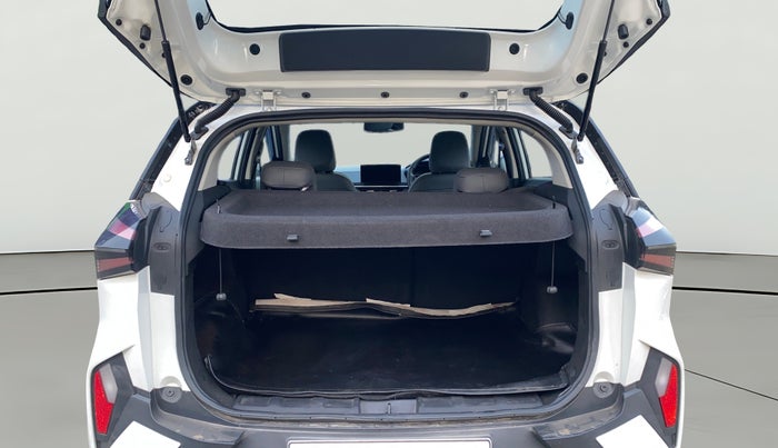 2025 Tata NEXON Fearless Plus (PS) 1.2 iCNG 6MT Dual Tone, CNG, Manual, 8,858 km, Boot Open Zoomed View