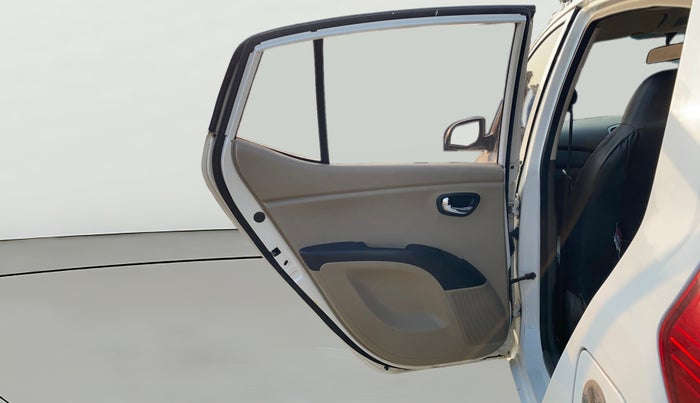 2017 Hyundai i10 SPORTZ (O) 1.2, Petrol, Manual, 35,320 km, LHS Rear Door