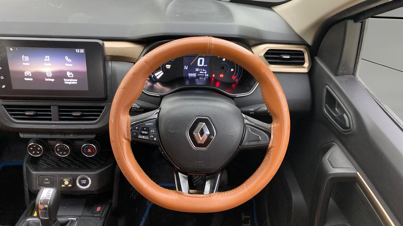 2022 Renault Kiger RXT AMT, CNG, Automatic, 38,110 km, Steering Wheel Close Up