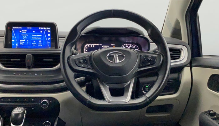 2022 Tata ALTROZ XZA, Petrol, Automatic, 16,291 km, Steering Wheel Close Up