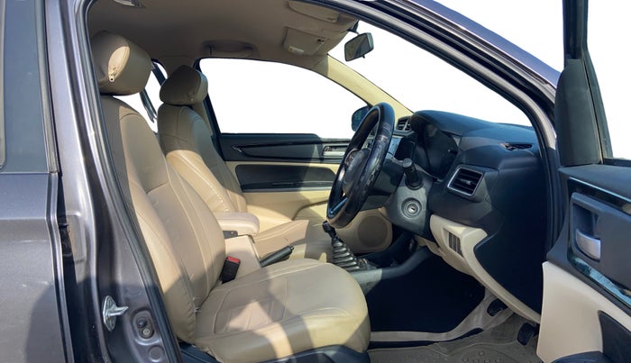 2019 Honda Amaze 1.2L I-VTEC S, Petrol, Manual, 1,05,693 km, Right Side Front Door Cabin