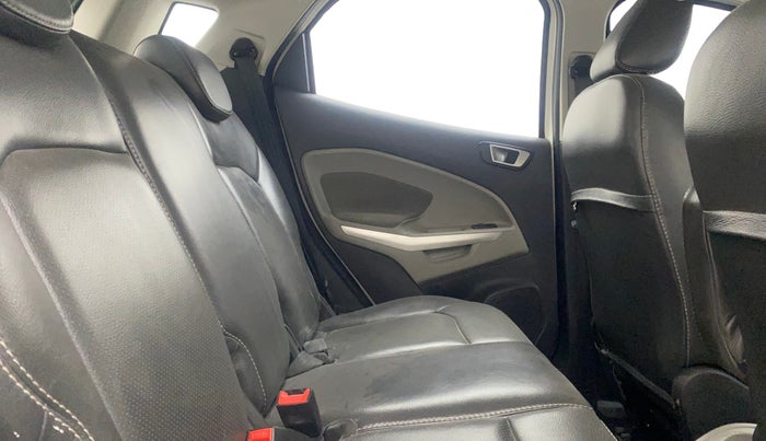 2015 Ford Ecosport TITANIUM 1.5L DIESEL, Diesel, Manual, 1,09,379 km, Right Side Rear Door Cabin