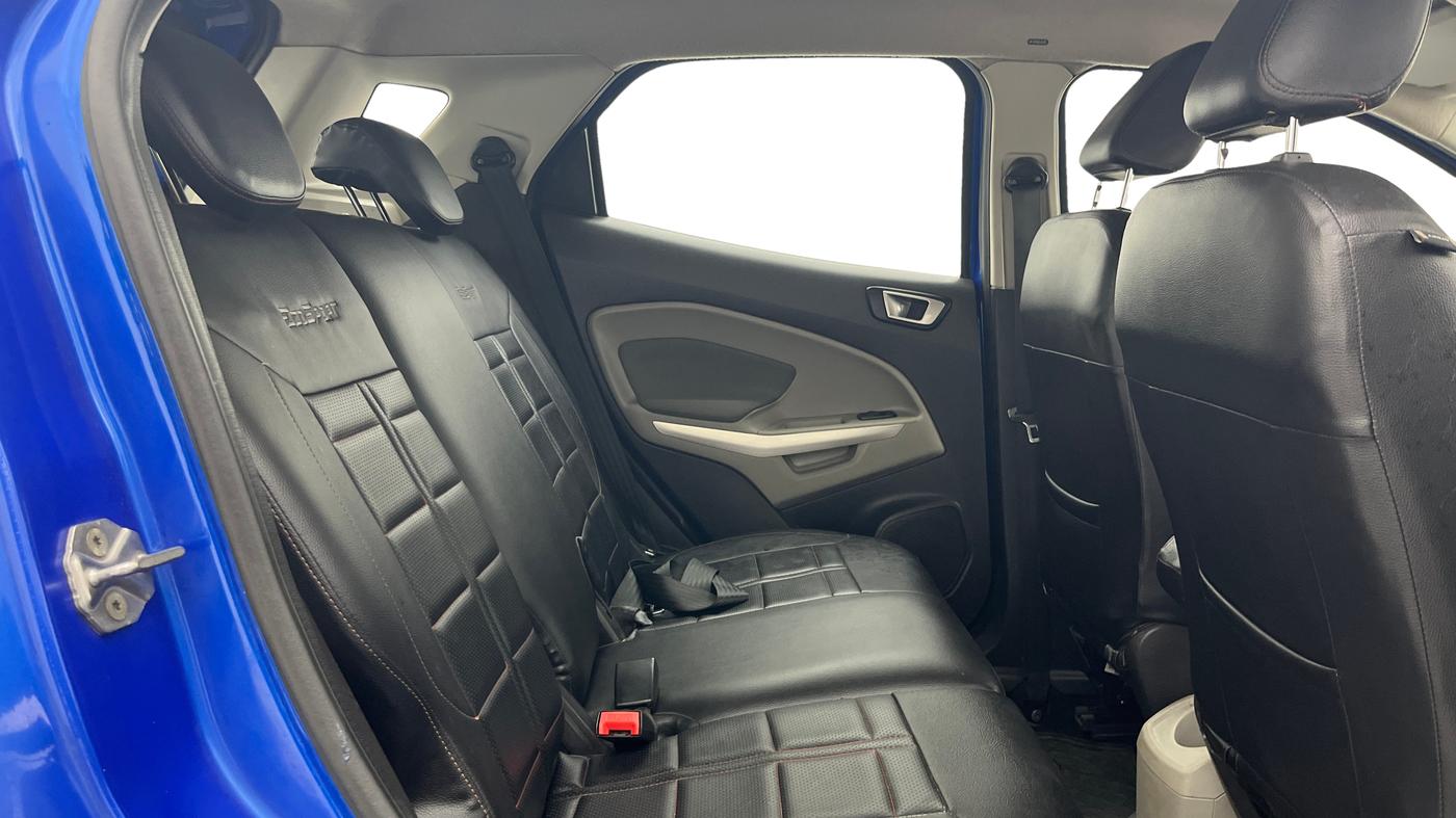 2015 Ford Ecosport TITANIUM 1.5L PETROL AT, Petrol, Automatic, 1,04,327 km, Right Side Rear Door Cabin
