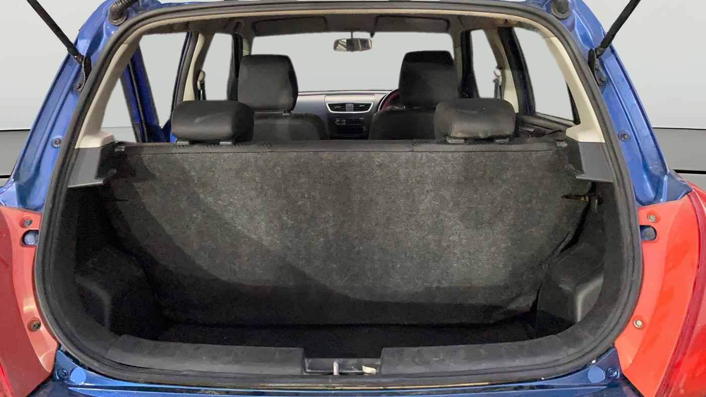 2012 Maruti Swift VXI, Petrol, Manual, 1,20,290 km, Boot Open Zoomed View