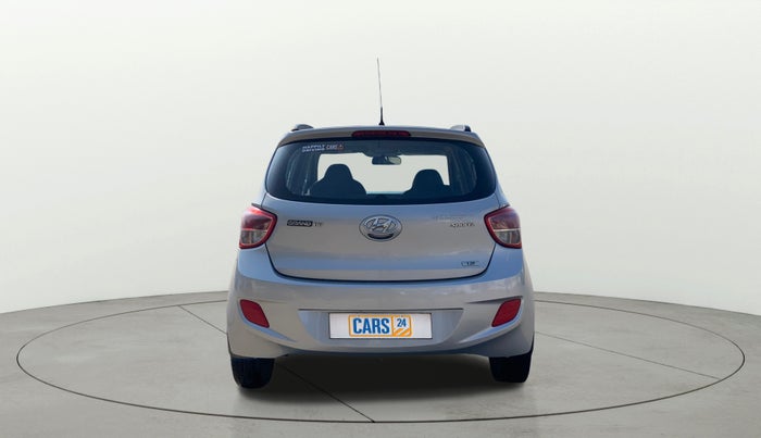 2016 Hyundai Grand i10 SPORTZ 1.2 KAPPA VTVT, Petrol, Manual, 61,818 km, Back/Rear