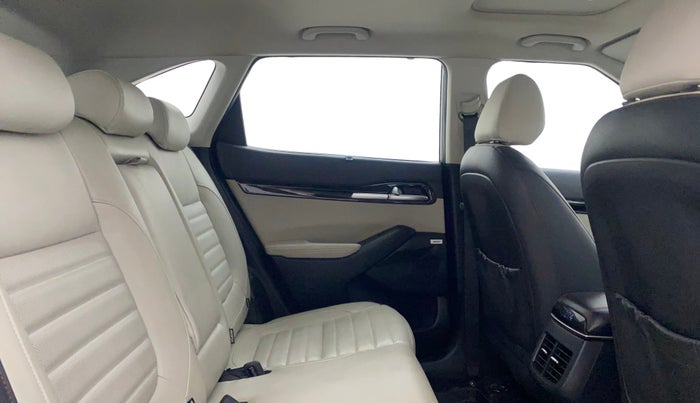 2019 KIA SELTOS GTX PLUS DCT 1.4 PETROL, Petrol, Automatic, 61,749 km, Right Side Rear Door Cabin