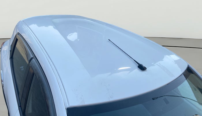 2018 Renault Kwid RXT 1.0 (O), Petrol, Manual, 27,015 km, Roof