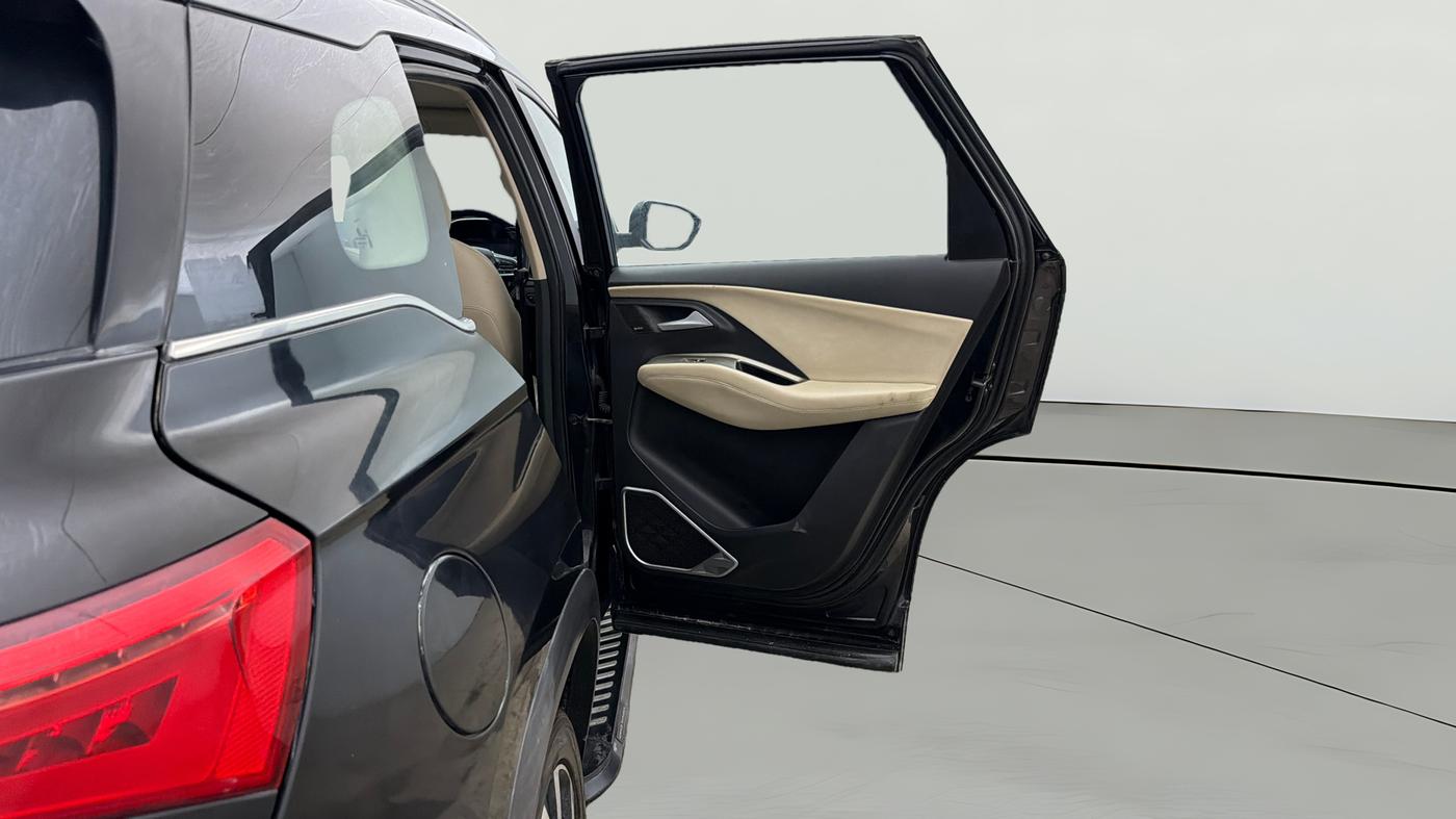 2023 MG HECTOR SHARP PRO 1.5 PETROL TURBO CVT PETROL, Petrol, Automatic, 53,128 km, RHS Rear Door